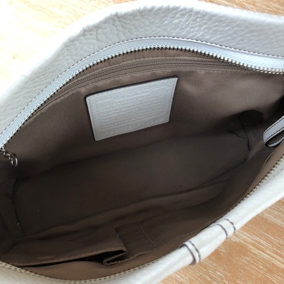 Coach Purse - Picture 4 of 4